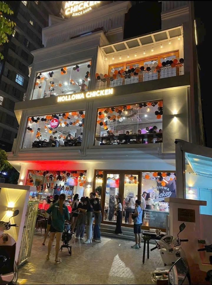 Cho thuê nhà mặt phố Láng Hạ 80m² - Thang máy, lô góc, kinh doanh đa dạng!