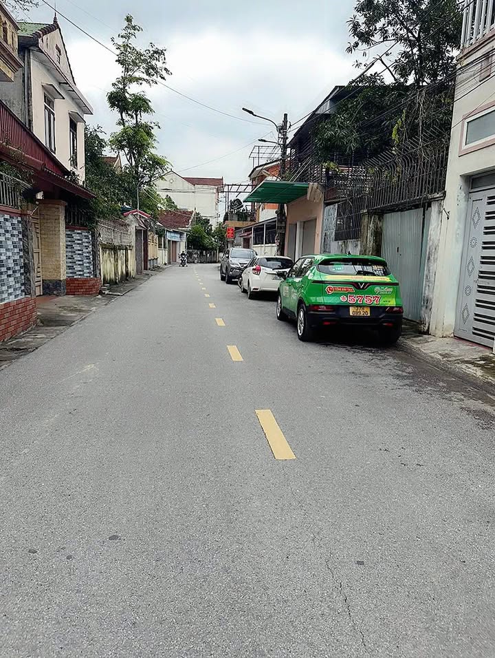 Đất nền góc hai mặt thoáng P. Hà Huy Tập 78.5m² giá 4 tỷ - Cơ hội đầu tư tuyệt vời!