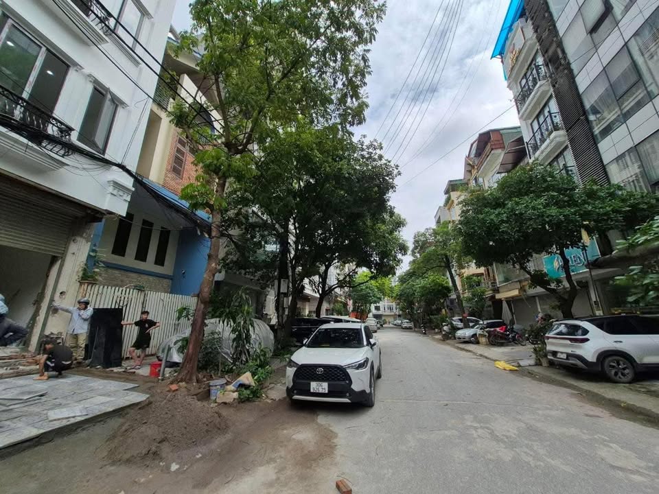 Nhà mặt phố Nguyễn Ngọc Nại, Thanh Xuân 125m² giá 3 tỷ - Kinh doanh sầm uất!