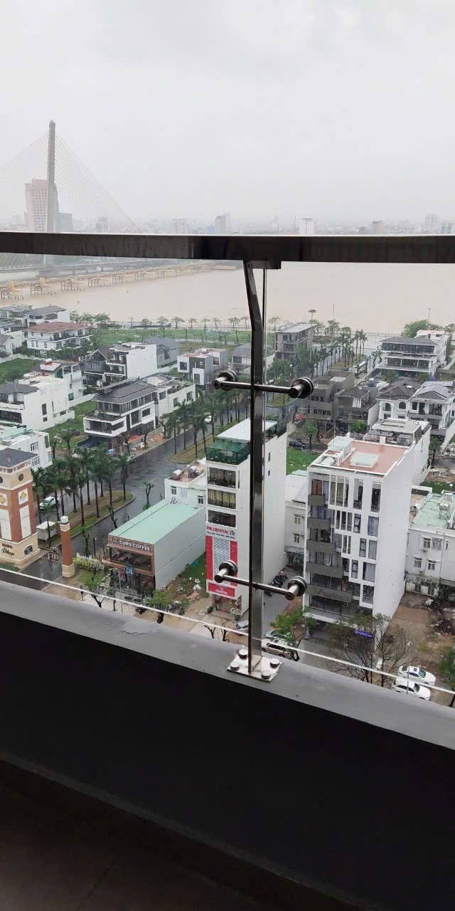 Căn hộ tầng 18 Monarchy View Sông Hàn 75m² giá 5 tỷ - Cơ hội đầu tư hấp dẫn!