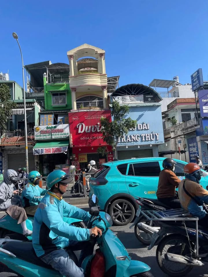 FrontHouse mặt tiền Quang Trung, Gò Vấp 47.73m² giá 9.95 tỷ - Đang cho thuê 25 triệu/tháng!