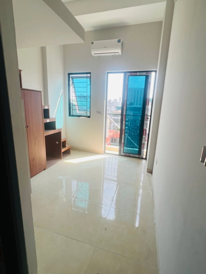 Phòng cho thuê tại 68 Triều Khúc, 3.8 triệu - Không chung chủ, an ninh 24/7!