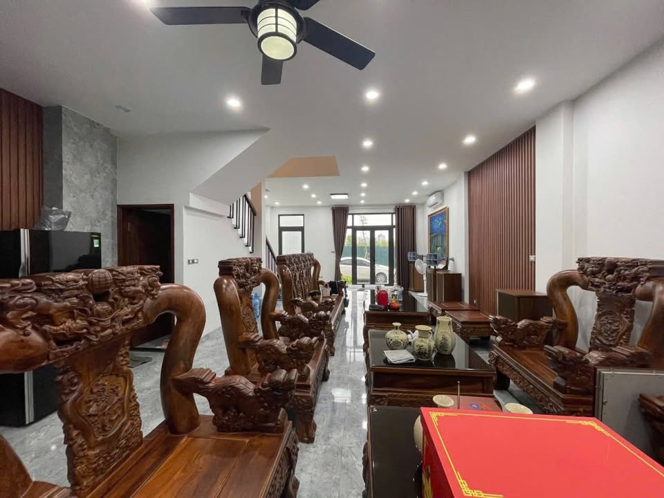 Cho Thuê Biệt Thự Dương Nội 150m² giá 20 triệu - View vườn hoa nội khu