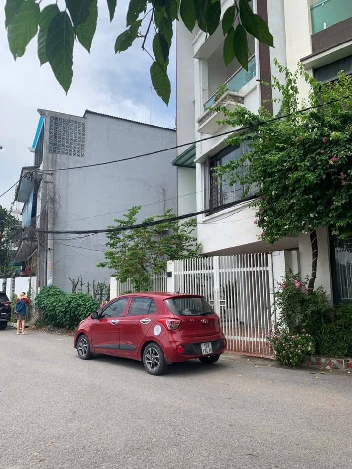 Đất nền view hồ Duy đẹp tại Thanh Miếu, Việt Trì 106m² - Cơ hội đầu tư hiếm có!