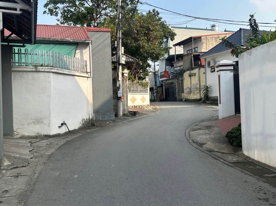 Đất thổ cư Nông Trang Việt Trì 78m² giá 2 tỷ - Đường ô tô tránh nhau
