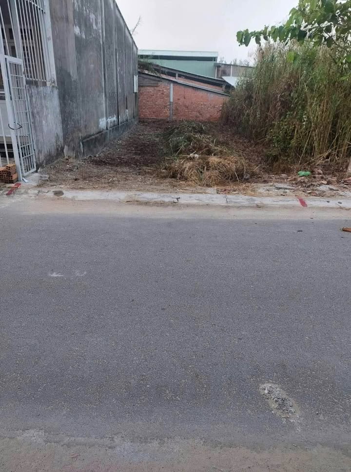 Đất nền đẹp KDC Tân Hạnh 93.7m² giá 1.05 tỷ - Vị trí đắc địa gần QL1A!