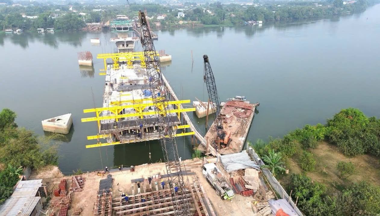 Đất nền Bình Lợi Vĩnh Cửu 5200m² giá 15 tỷ - View sông tuyệt đẹp!