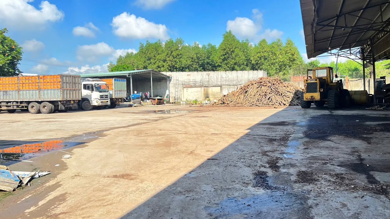 Cho thuê xưởng sản xuất Trảng Bom, Đồng Nai 2600m² - Vị trí đắc địa, giá tốt!