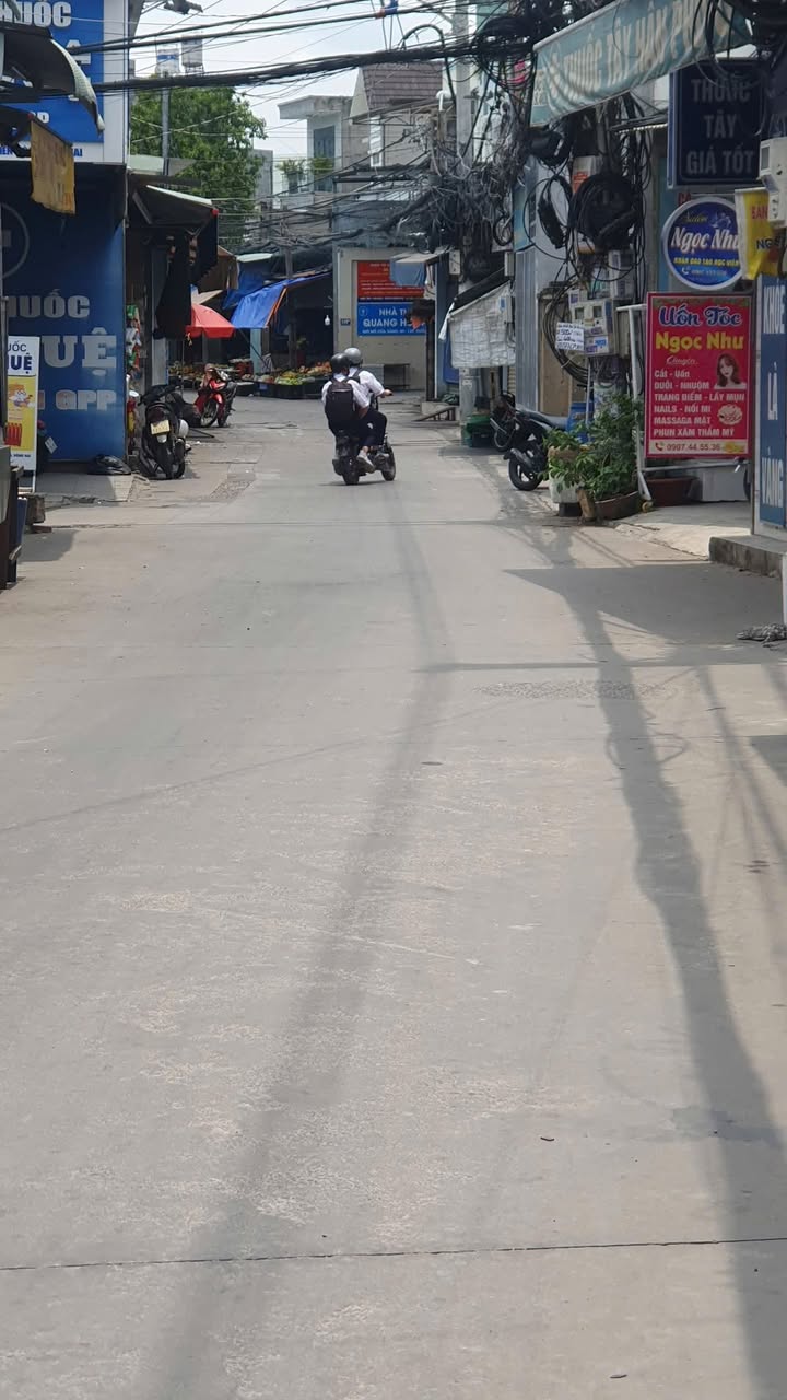 Nhà mặt tiền chợ An Bình, Biên Hòa 100m² giá chỉ 5.2 tỷ - Đầu tư kinh doanh sinh lời!