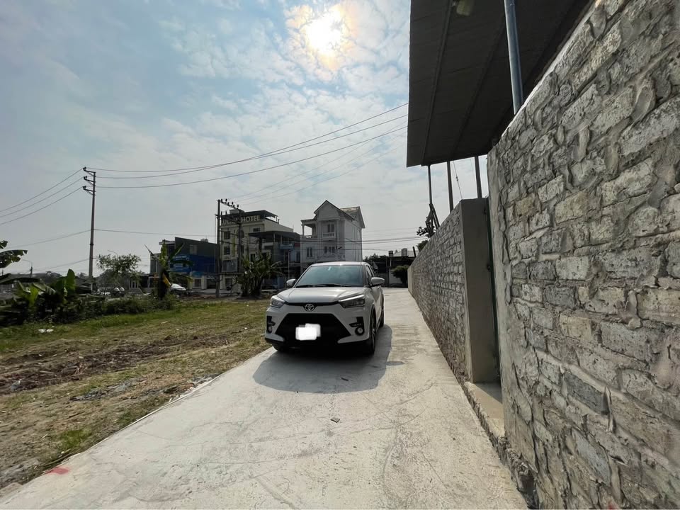 Đất nền chính chủ Uông Bí 90m² giá 1.7 tỷ - Cơ hội đầu tư tuyệt vời!