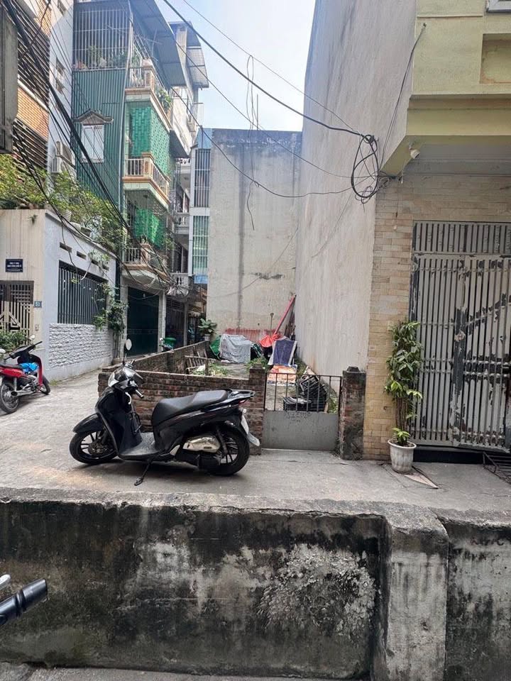 Đất nền Định Công Kim Giang 40m² giá 8 tỷ - Lô góc gần ô tô, sổ đỏ chính chủ!