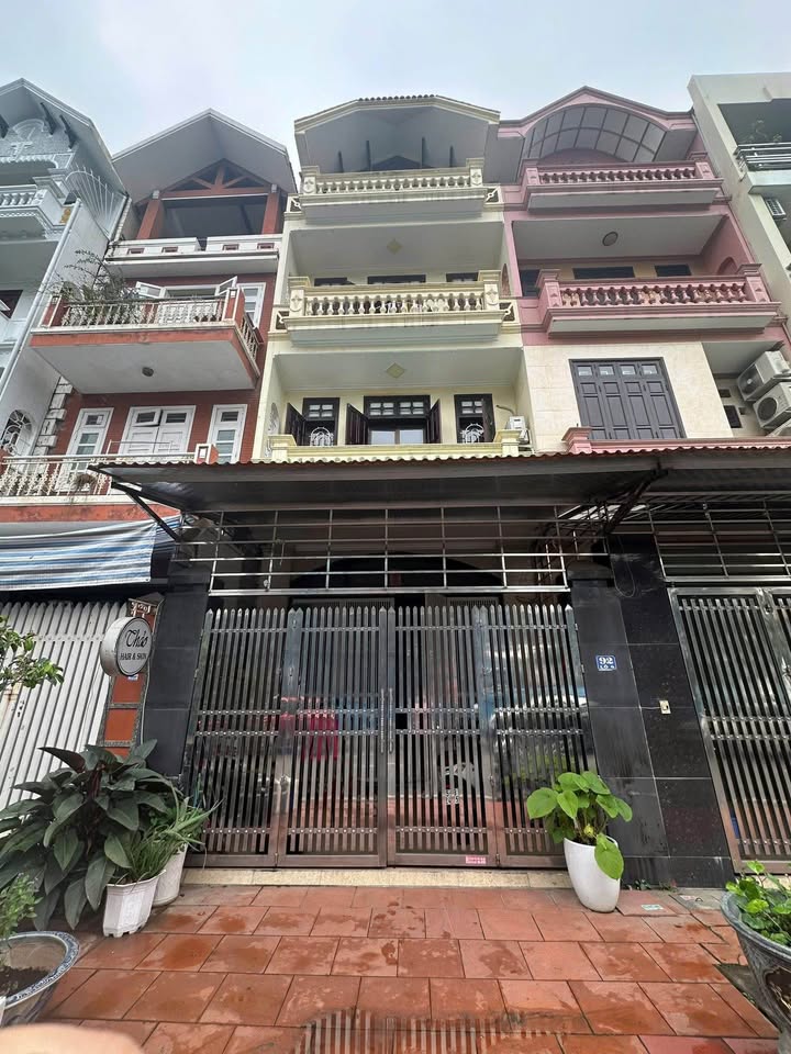 Nhà 5 tầng Khu 97 Bạch Đằng 88.5m² giá 12.5 tỷ - Vị trí vàng, cơ hội đầu tư tuyệt vời!