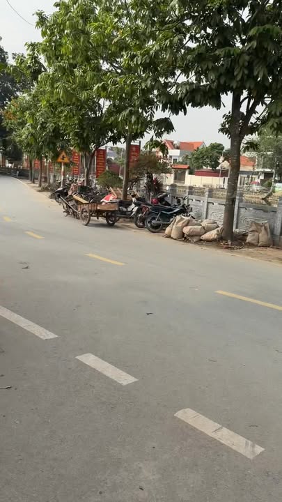 Đất Võng Xuyên 168m² giá 3.6 tỷ - Vị trí đẹp, gần trục chính!