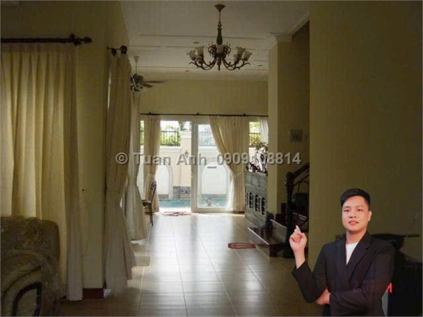 Cho thuê villa Thảo Điền 220m² giá 3.500 USD - Hồ bơi riêng, đầy đủ nội thất!