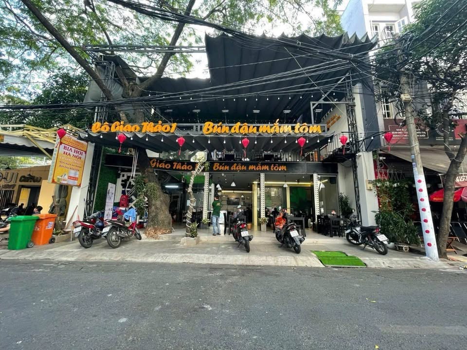 Bán nhà mặt tiền đường C3, Tân Bình 141m² - Kinh doanh sầm uất gần ga T3!