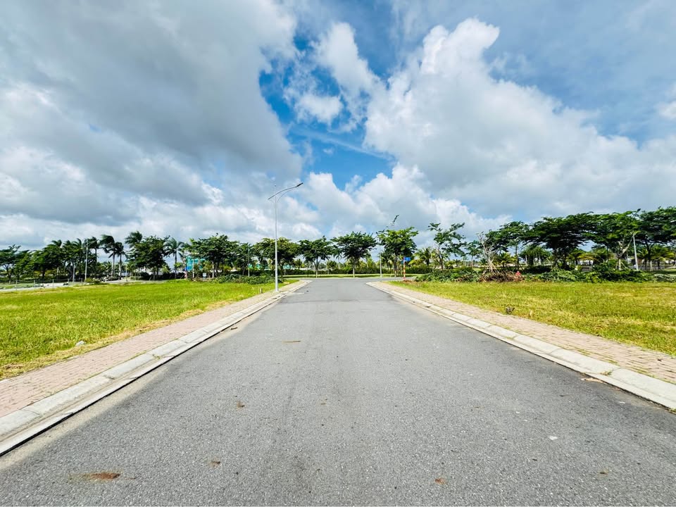 Đất nền 225m² hẻm hông 4m KDC Nam Long, Q. Cái Răng giá 9.3 tỷ - Sổ hồng thổ cư 100%!