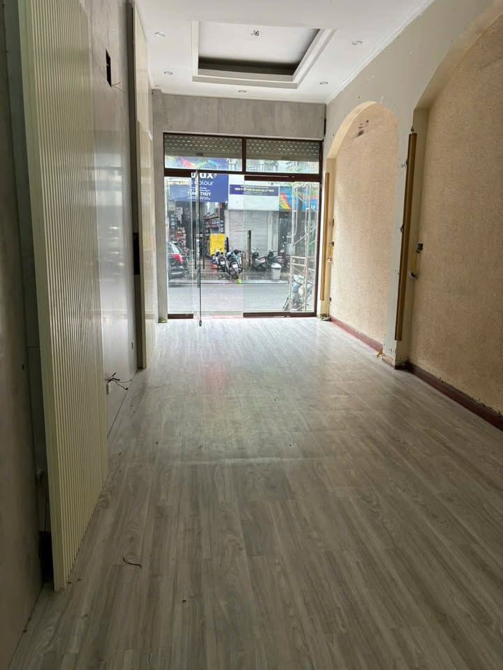 Nhà cho thuê mặt tiền đường Nguyễn Khuyến Đống Đa 50m² - Vừa ở vừa kinh doanh!