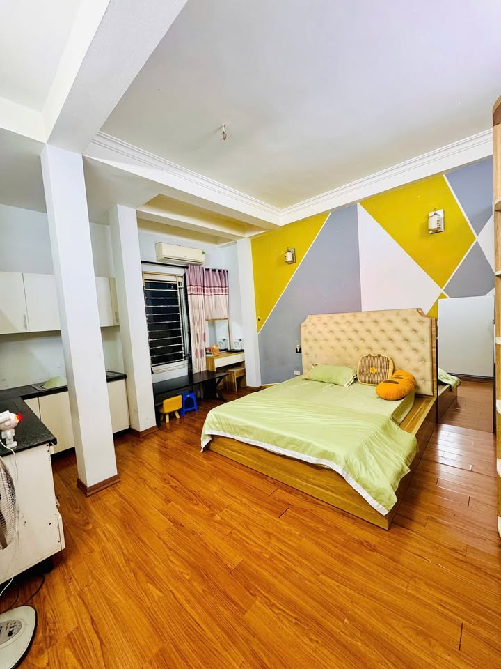 Phòng cho thuê tại phố An Dương, quận Tây Hồ - Diện tích 30m², giá 4.5 triệu/tháng!