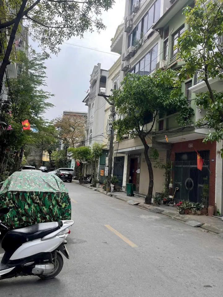 Đất phân lô Trần Đăng Ninh, Cầu Giấy, 30m² - Đường rộng, giá tốt thỏa thuận!