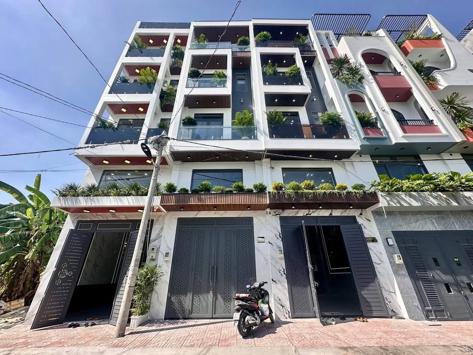 Nhà phố Thạnh Xuân Q12 58m² giá 7.1 tỷ - Thiết kế hiện đại, đầy đủ tiện ích!