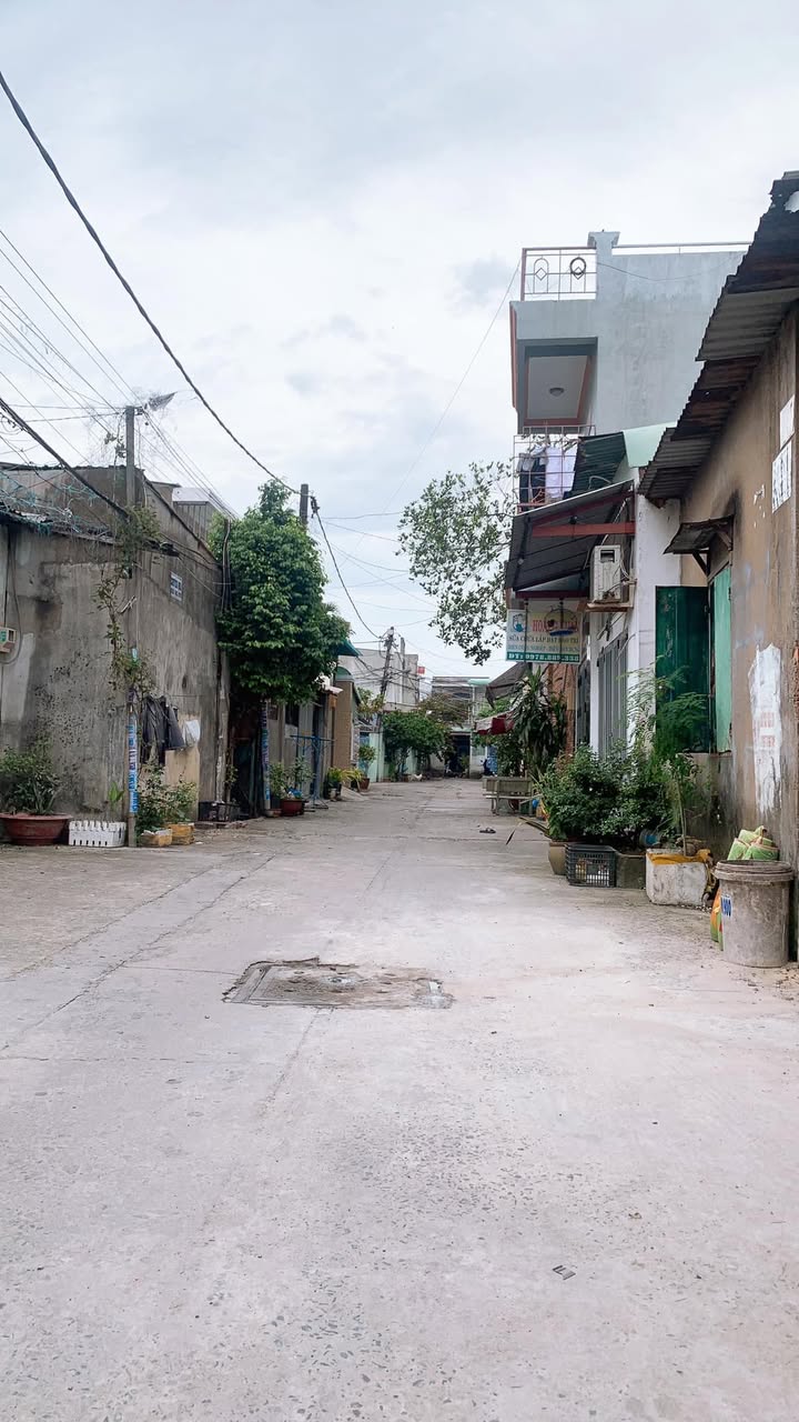 Bán nhà Bà Điểm, Hóc Môn 57m² giá 3.85 tỷ - Hướng Nam, sổ hồng chính chủ!