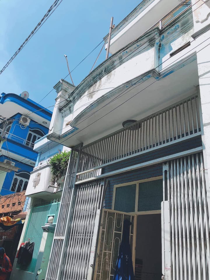 Nhà phường 16, Gò Vấp 39m² giá 3.3 tỷ - Hẻm an ninh, tiện ích đầy đủ!