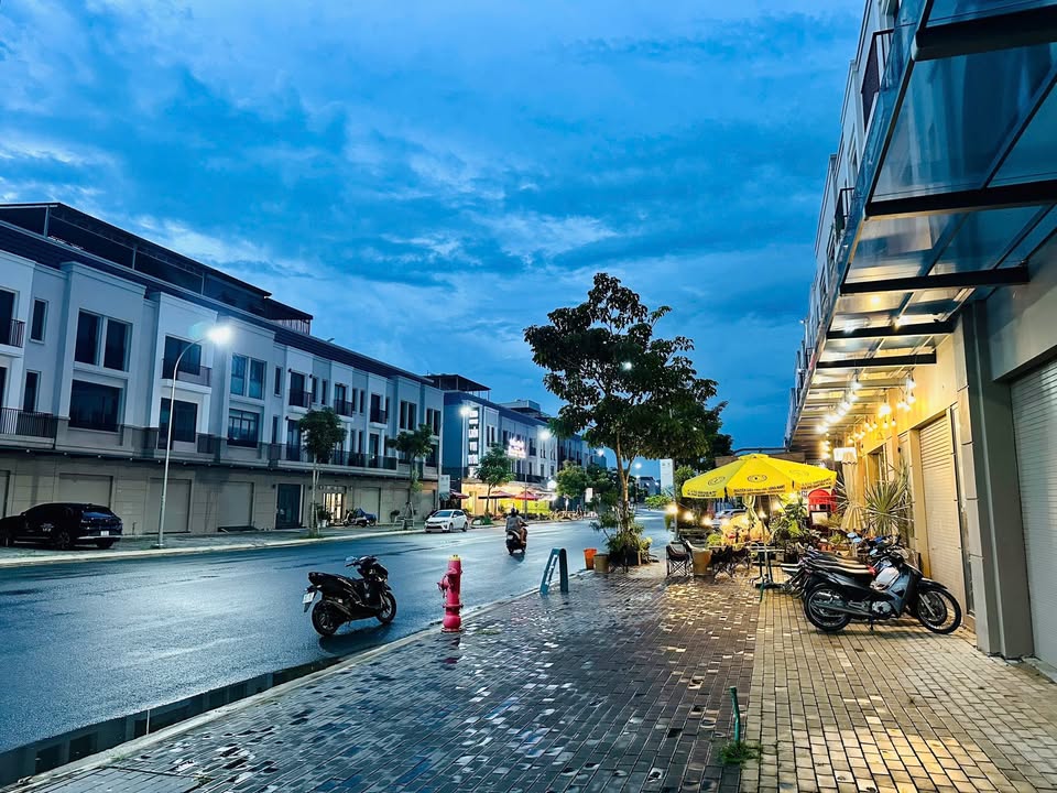 Cho thuê nhà liền kề khu Tây Sông Hậu - 713m² chỉ 20 triệu/tháng - Thiết kế tự do!