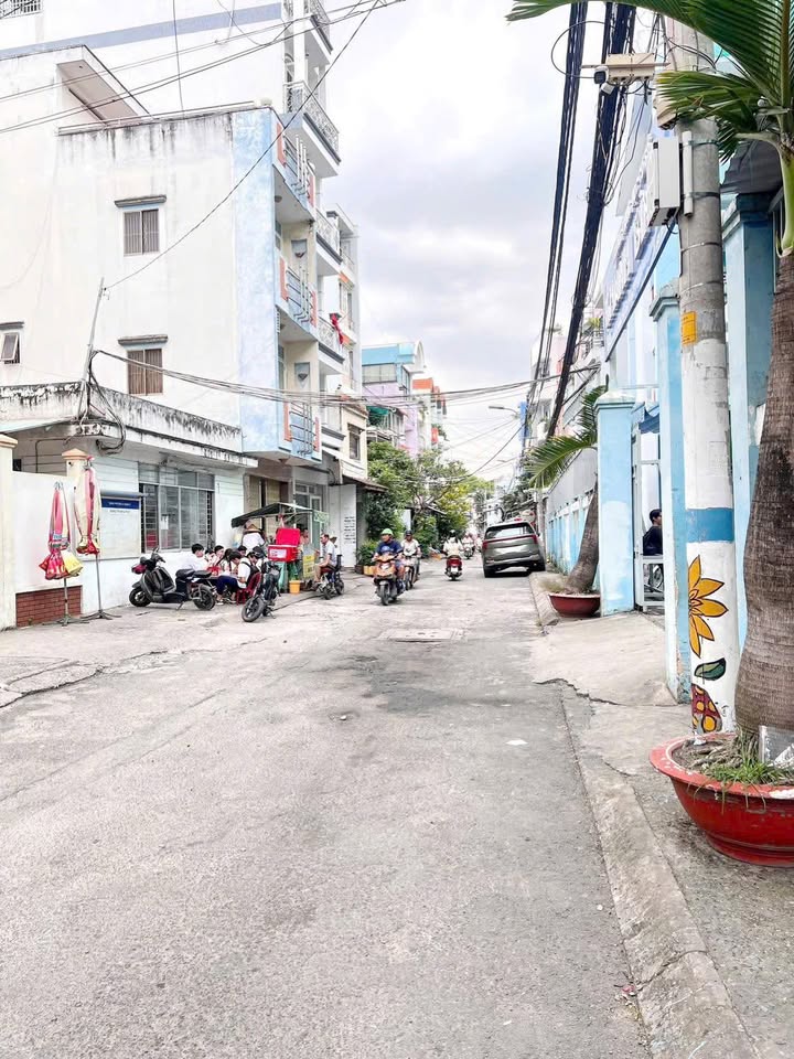 Nhà hẻm xe tải đường Âu Dương Lân, Quận 8, 49m² giá 9.2 tỷ - Gần cầu Chữ Y