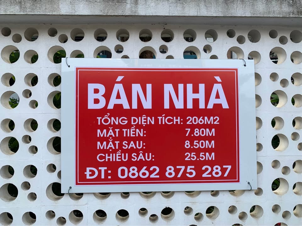 Nhà 2 tầng Hòa Bình 206m² giá thỏa thuận - Đầy đủ tiện ích, chính chủ bán gấp!