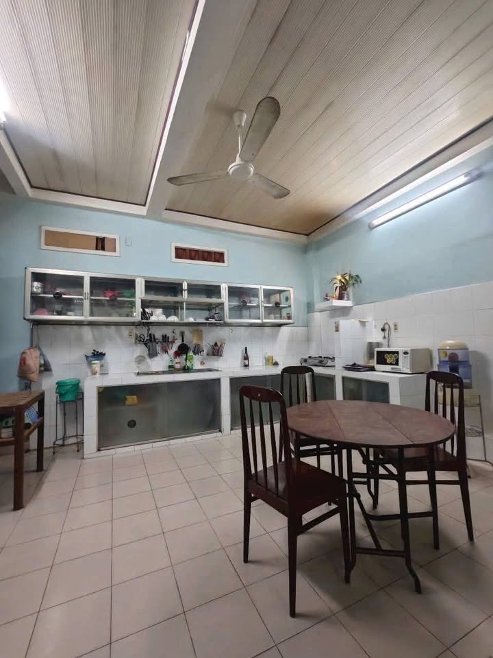 Nhà cho thuê mặt tiền kinh doanh Ngô Sĩ Liên Phan Thiết 250m² giá 15 triệu/tháng - Kinh doanh đa ngành nghề