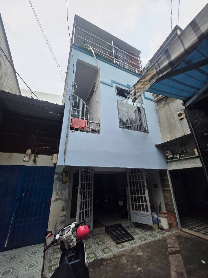 Nhà 2 tầng tại khu Tên Lửa, Bình Tân 40m² giá 4.05 tỷ - Dòng tiền cho thuê 27 triệu/tháng!