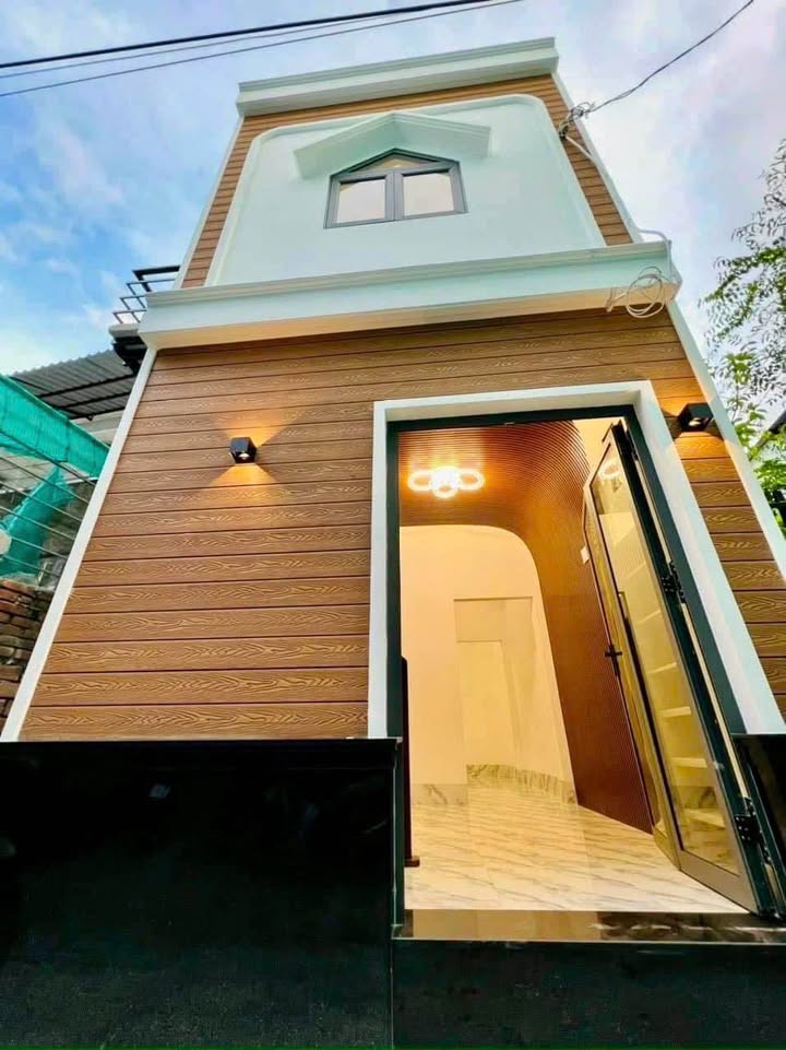 Nhà 1 trệt 1 lầu tại Mỹ Long 30m² giá 1.3 tỷ - Chính chủ thương lượng ngay!