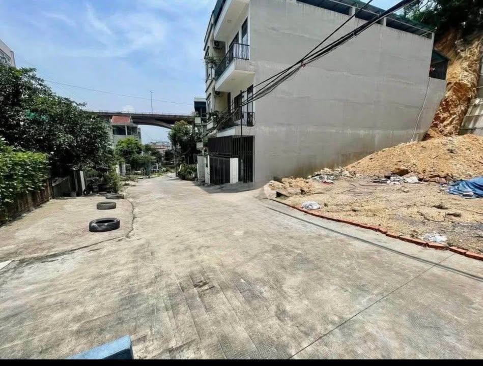 Đất nền đường Yết Kiêu, Hạ Long 100m² giá 2.6 tỷ - Cơ hội đầu tư hấp dẫn!