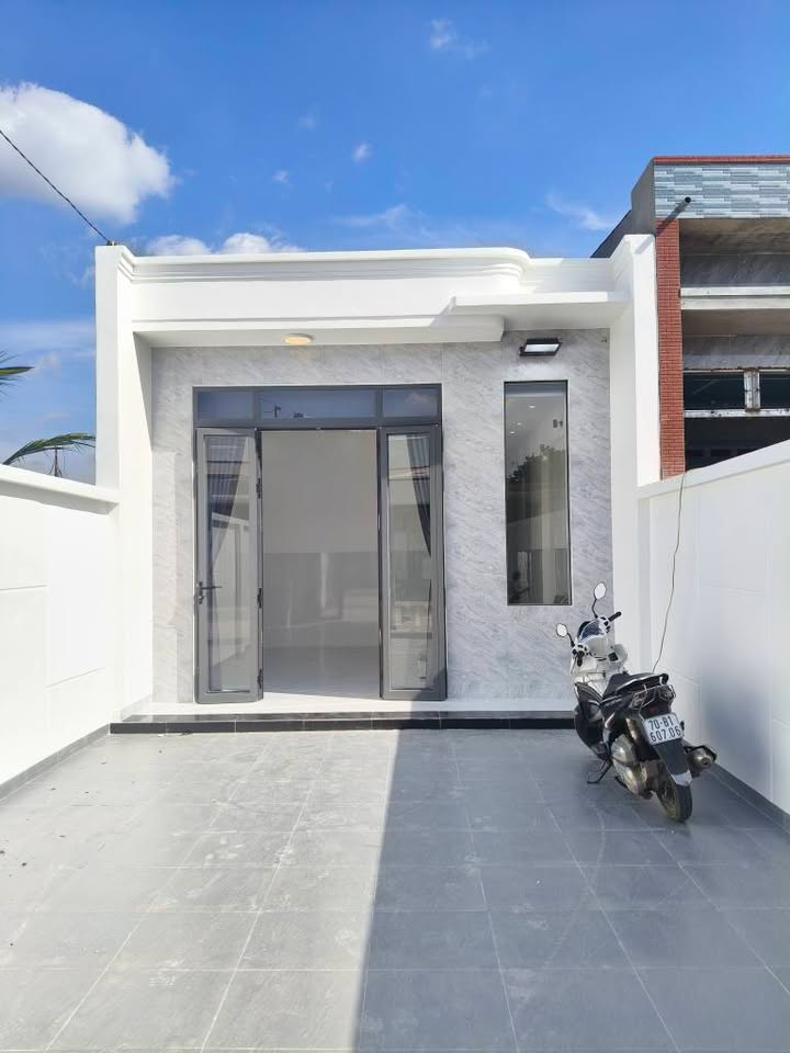 Nhà Đẹp Mặt Tiền Đường Hóc Trâm 190m² giá 1.668 tỷ - Kiến trúc hiện đại, kinh doanh thuận lợi!