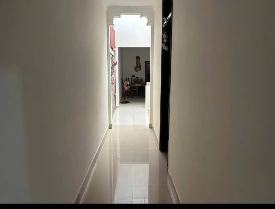 Nhà 2 mặt tiền đường Sư Vạn Hạnh, TP. Kon Tum 250m² giá 2 tỷ - Đầu tư sinh lời!