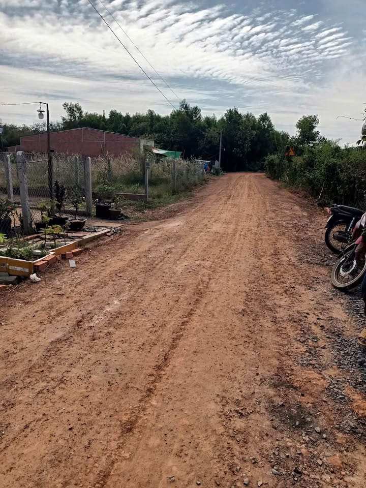 Đất nền Long Chử, Bến Cầu 210m² giá chỉ 270 triệu - Đầu tư sinh lời ngay!