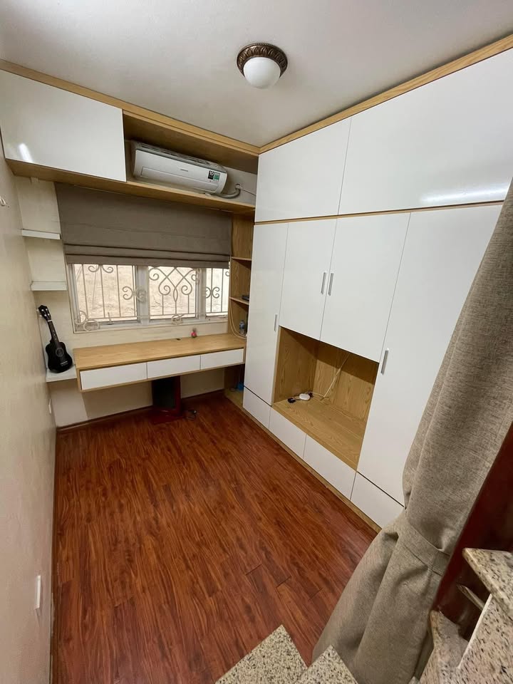 Nhà cho thuê 4 tầng tại phố Đặng Trần Côn, Đống Đa - Giá chỉ 7 triệu/tháng!