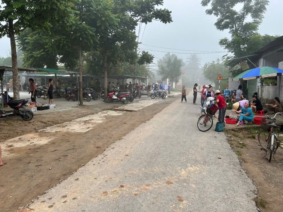 Đất thổ cư Nghi Phú, Vinh 200m² giá thỏa thuận - Cạnh chợ, siêu thị thuận lợi!