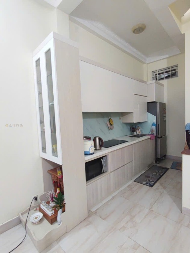 Nhà 2 tầng Bình Thạnh 38m² giá 5 tỷ - Hẻm xe hơi rộng rãi!