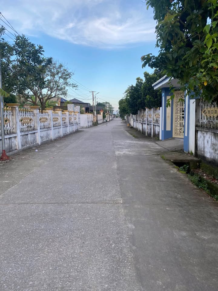 Đất thổ cư Quảng Long 186m² giá chỉ 500 triệu - Đầu tư sinh lời ngay!