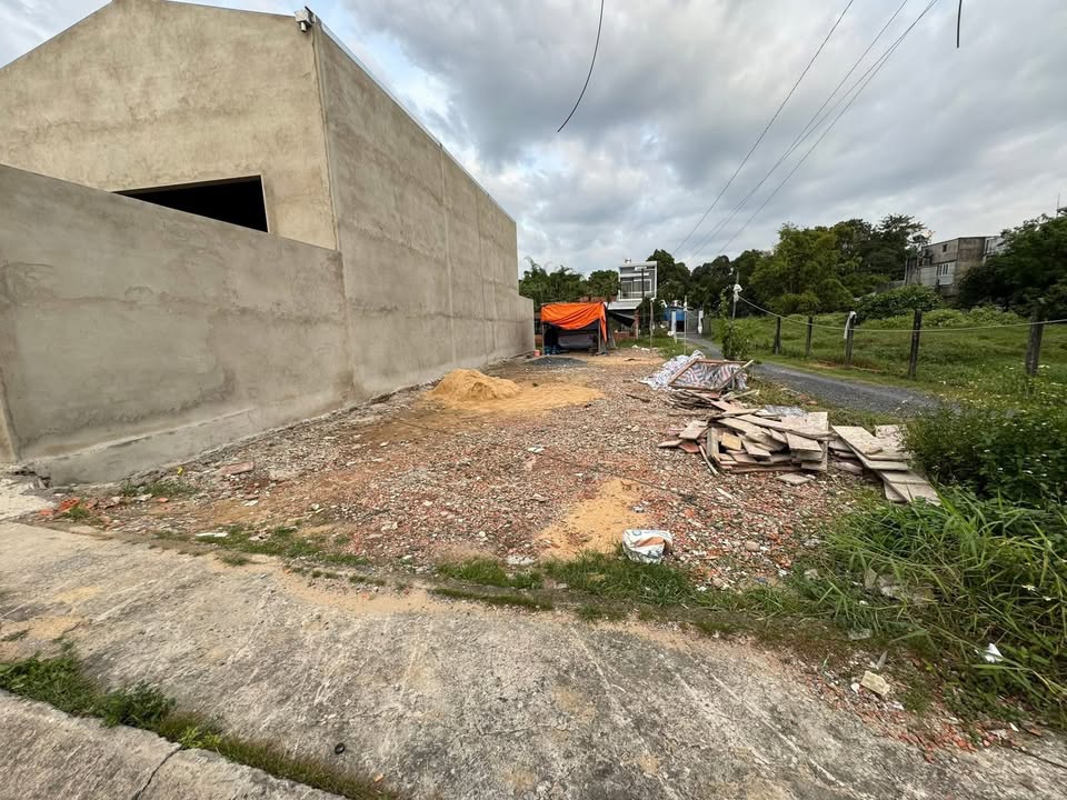 Lô đất mặt tiền Phùng Thị Chuyện, Hóc Môn, 226m² - Đầu tư sinh lời hấp dẫn!