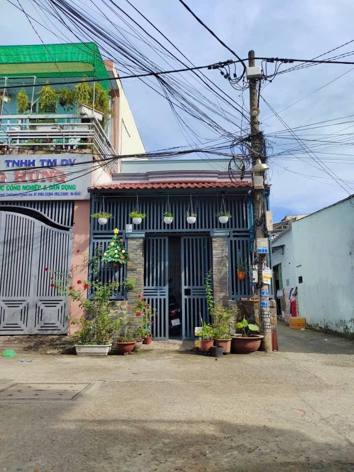 Nhà riêng quận 12, 41m² giá 3.55 tỷ - Sát Tân Thới Nhất 1, hẻm xe tải quay đầu!