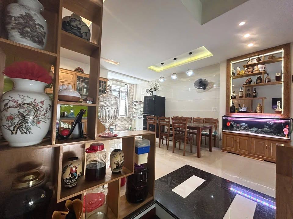 Bán nhà mặt phố Điện Biên, Thanh Hóa 80m² giá 13 tỷ - Kinh doanh sầm uất!