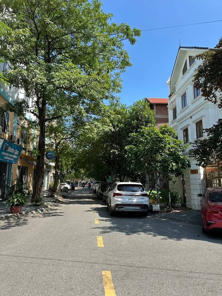 Nhà mặt đường Hoàng Ngọc Phách, quận Lê Chân, 93m² giá 8.9 tỷ - Đầu tư sinh lời hấp dẫn!