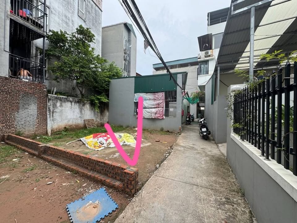 Đất nền ngõ 565 Bát Khối 50m² giá 7.3 tỷ - Sổ đỏ chính chủ, không thể bỏ lỡ!