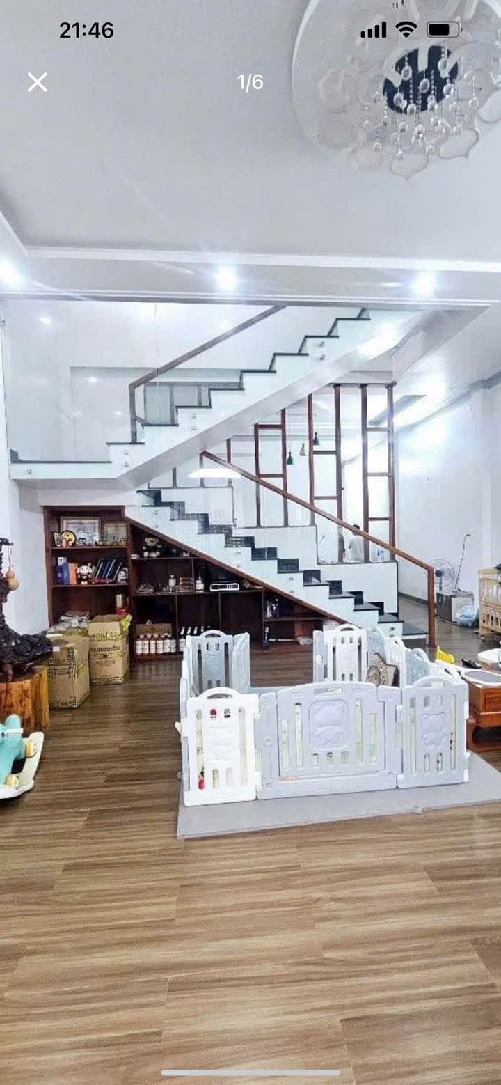 Nhà Bán Phường B'lao Bảo Lộc 126m² giá 3.8 tỷ - Sân đậu xe hơi rộng rãi!