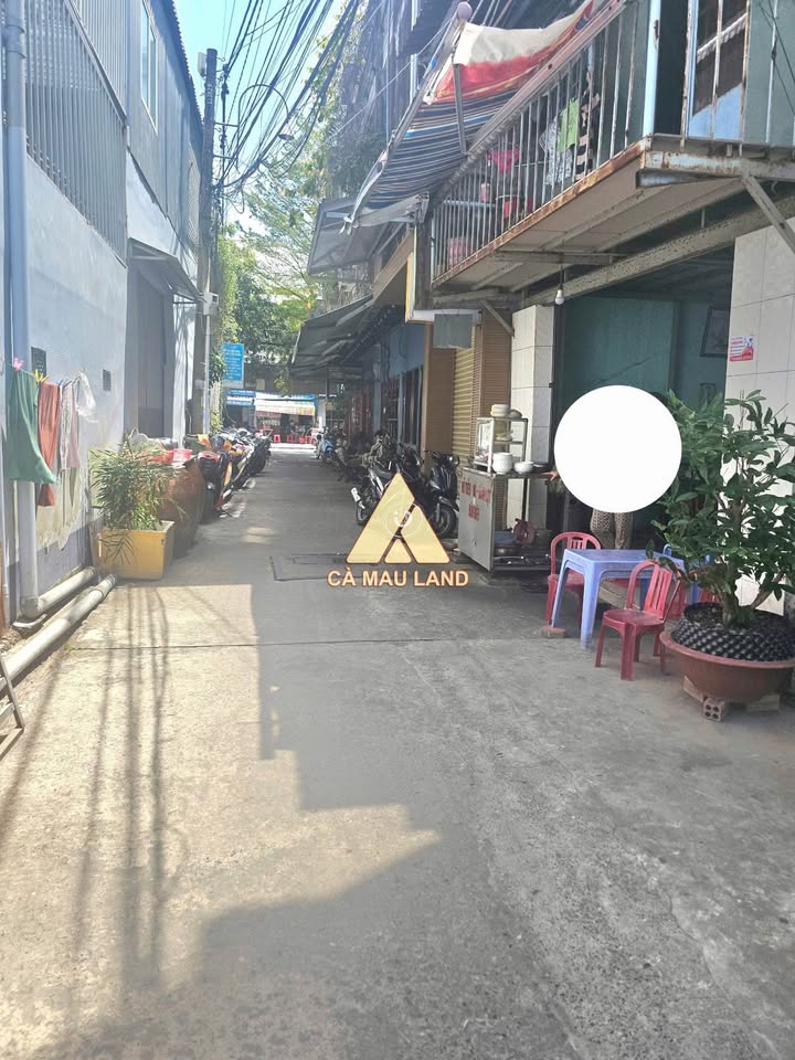 Nhà phố Cà Mau 80.9m² giá 2.1 tỷ - Thiết kế hiện đại, sẵn sàng ở ngay!