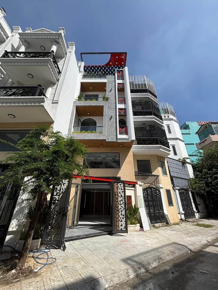 Nhà riêng Quận 12, 55m² giá chỉ 6.8 tỷ - Full nội thất cao cấp!