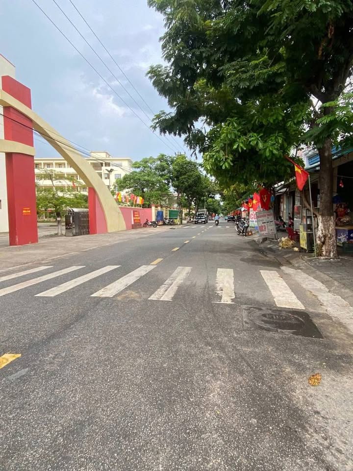 Đất mặt tiền Ngô Xuân Thu, Hải Vân 411m² giá 6.5 tỷ - Cơ hội đầu tư sinh lời