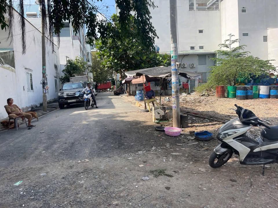 Đất trống hẻm 57 M1, Bình Hưng Hòa, 148.5m² giá 10.5 tỷ - Vị trí kết nối hoàn hảo!